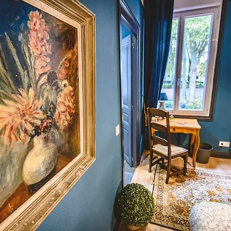 Carte D'or Ch - Centre Apartment *