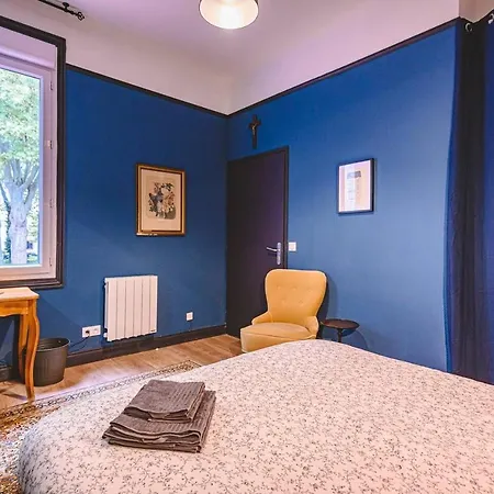 Carte D'or Ch - Centre Apartment *